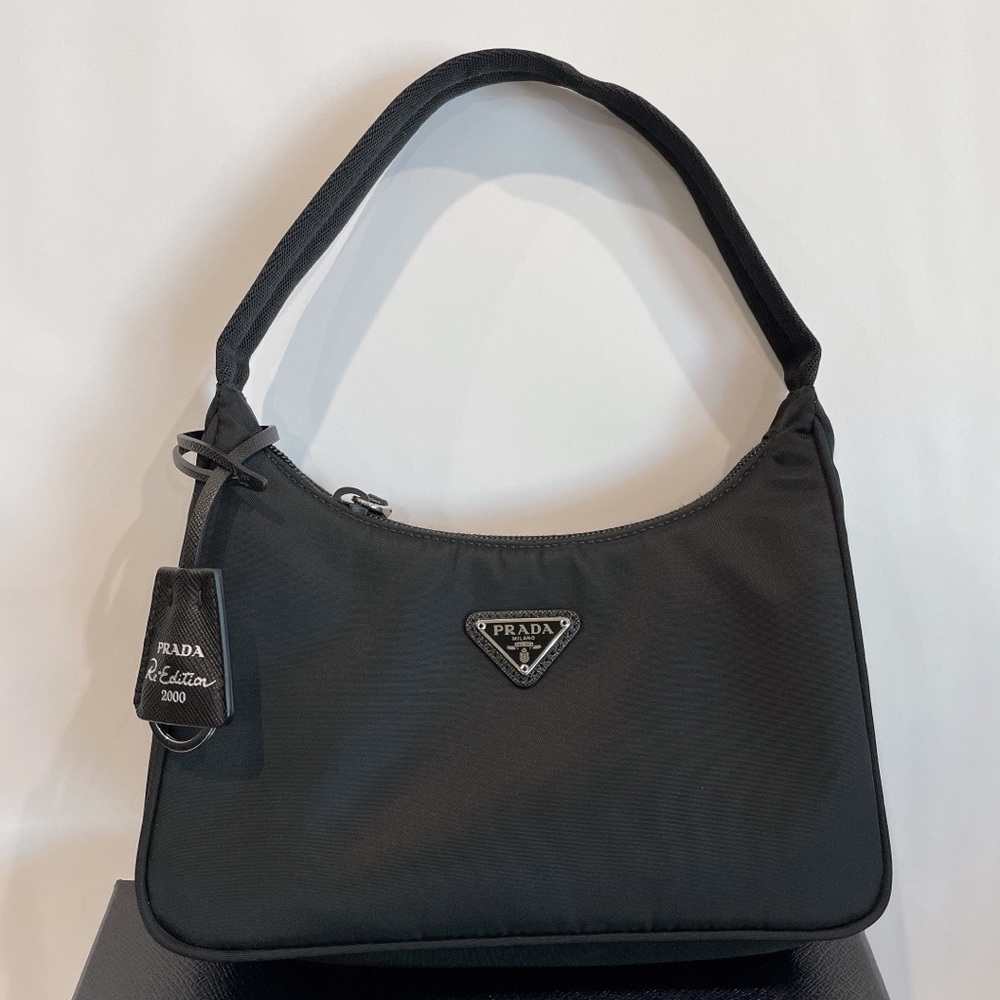 🍀SOLD🍀 Prada Nylon re-edition 2000